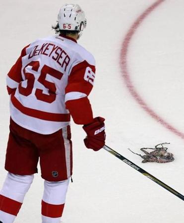 Bruins vs. Red Wings. Photo via Boston Globe. 